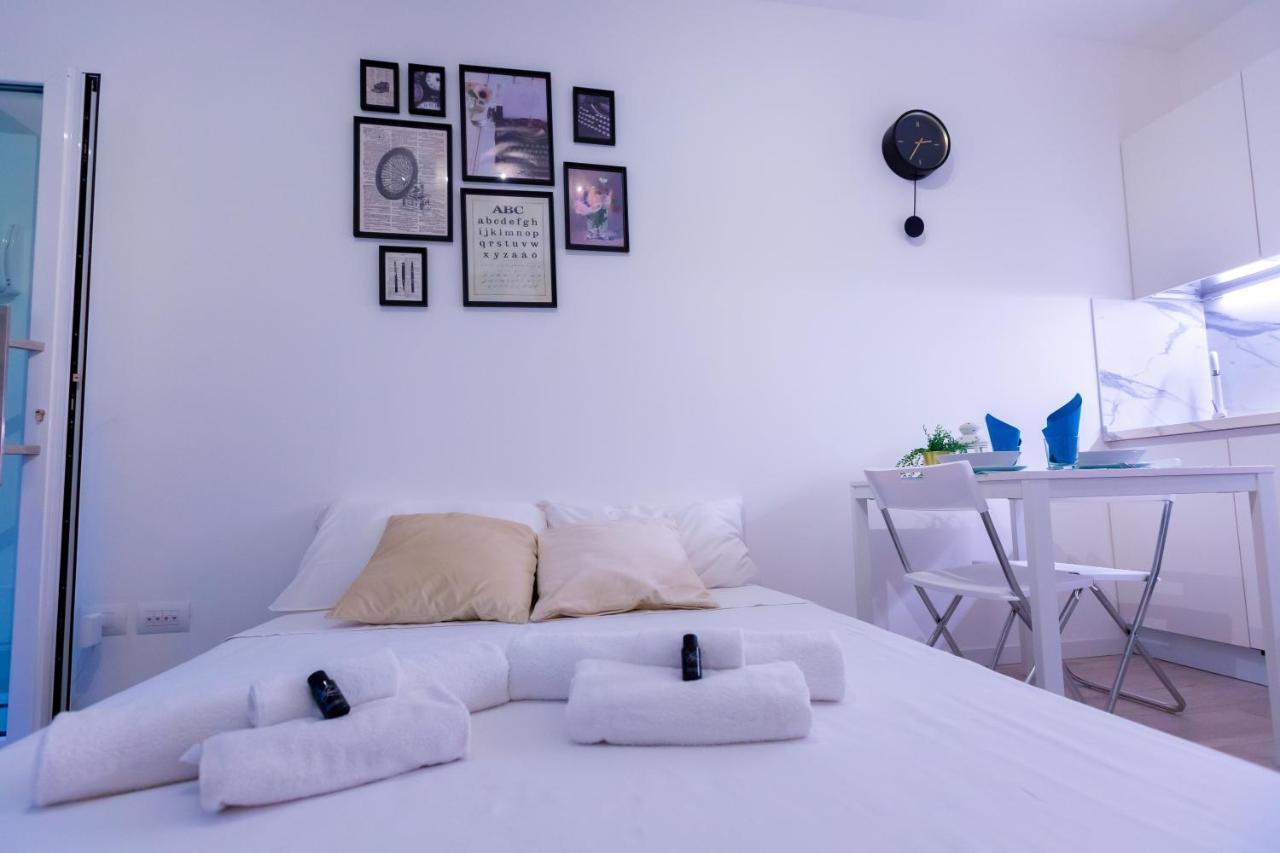 Apartment Padova 177 Milan Luaran gambar